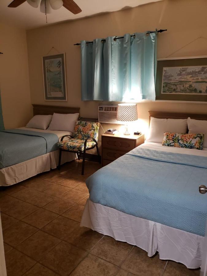 Midtown Guest House Carlota Amalia Exterior foto